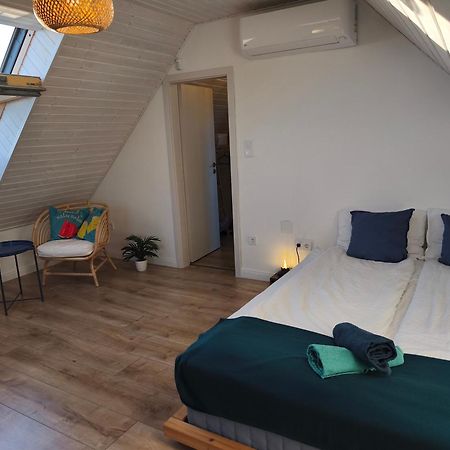 Napraszallas Vendeghaz Balatonakali Bagian luar foto